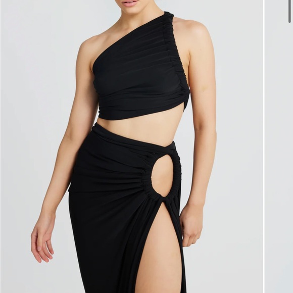 Viera Two Piece Set - Picture 5 of 5